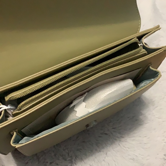 Brand New Vegan Leather Purse - Picture 4 of 7